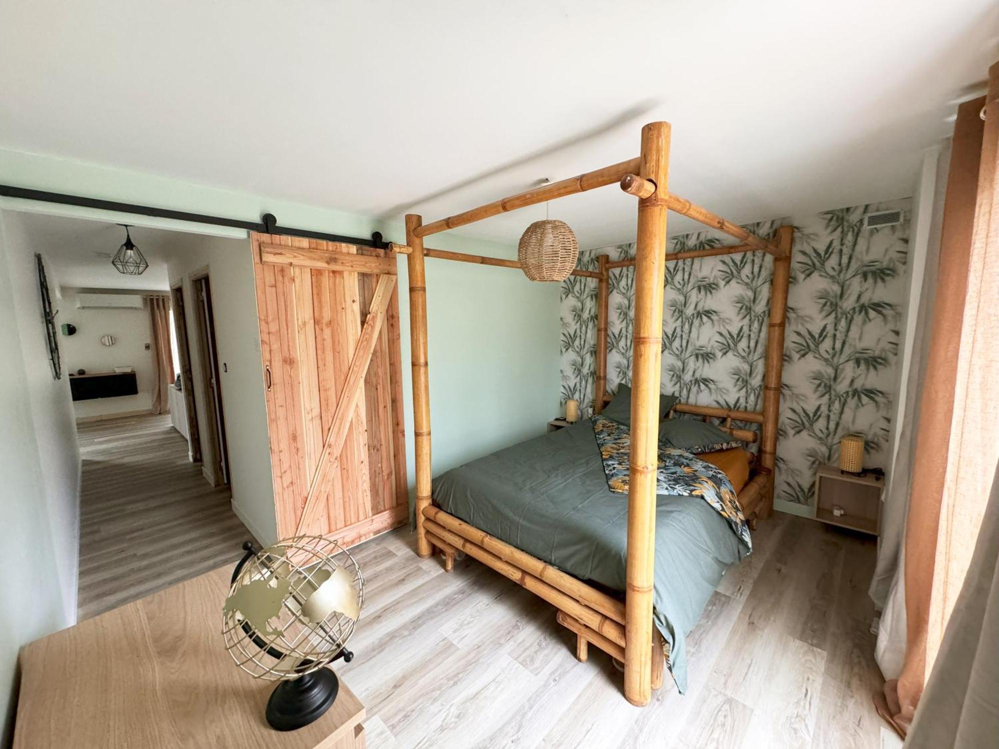 Les Chalets De Labeaume Exterior photo